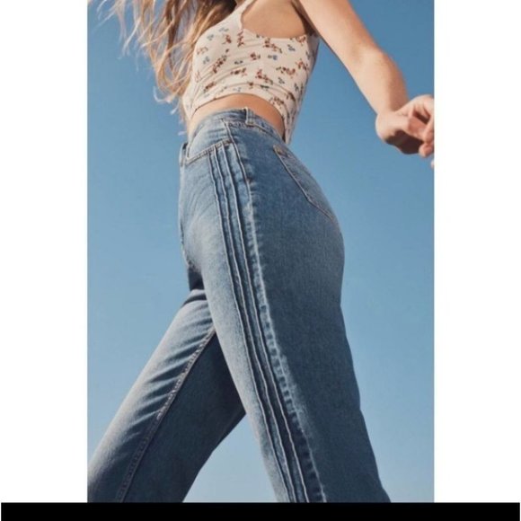 BDG Mom  Pintuck Jeans w24 - Picture 11 of 13